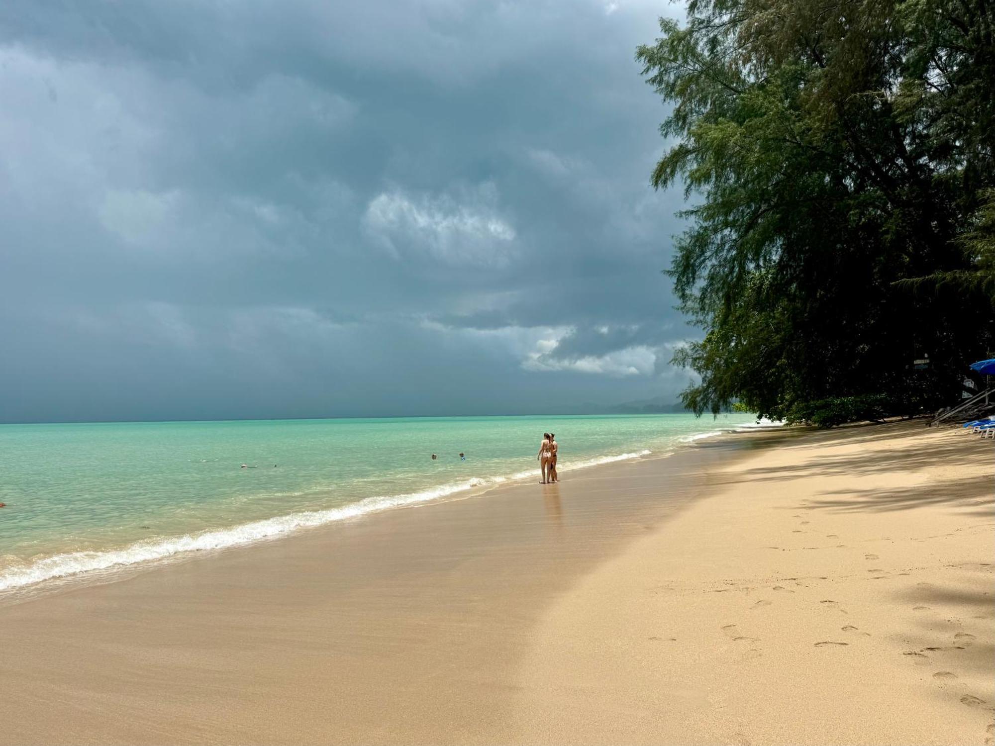 Ao Thong Beach Resort Bang Sak Екстериор снимка